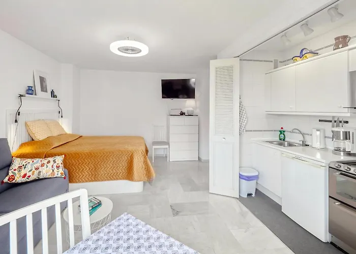 Dona Carlota Living *